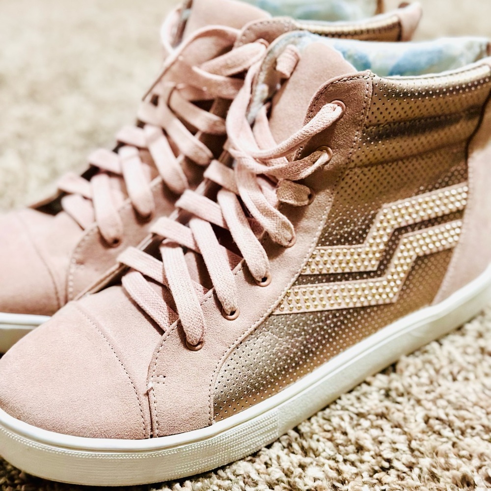 Justice women’s sneakers